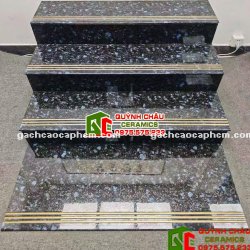 Gạch lát cầu thang 47x120 nhũ vàng đá hoa cương sang trọng