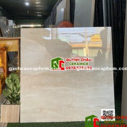 Gạch lát nền ấn độ 80x80 traventine màu kem nhạt bóng kiếng