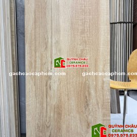 Gạch giả gỗ lát nền 60x120 bề mặt màu vàng nâu nhạt