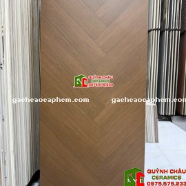 Gạch giả vân gỗ xương cá màu nâu đậm 60x120cm