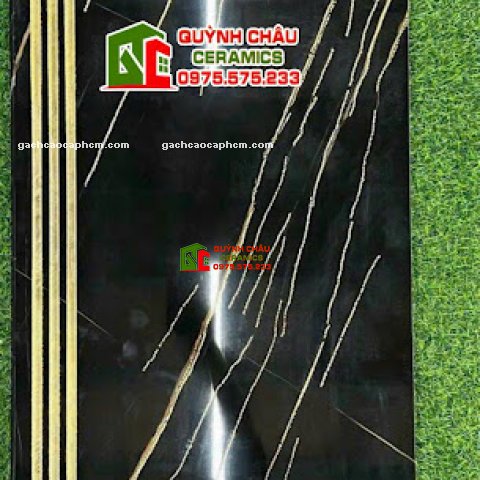 Gạch 47x120 đen khắc kim lát cầu thang tam cấp