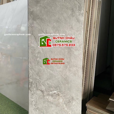 Gạch lát cầu thang 47x120 đá mờ xám