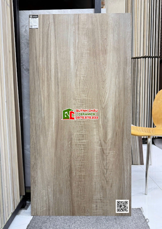 Gạch giả vân gỗ màu nâu nhạt 60x120 trung quốc
