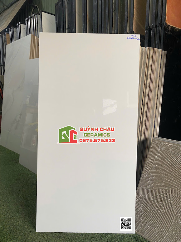 Gạch lát nền 60x120 men trắng trơn bóng kính