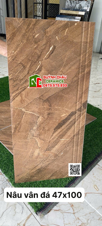 Gạch lát cầu thang nâu vân đá 47x100 trung quốc