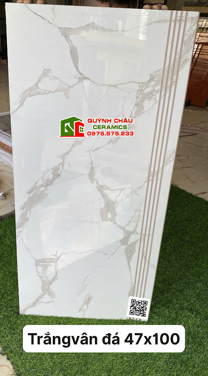 Gạch lát cầu thang trắng giả đá 47x100 trung quốc
