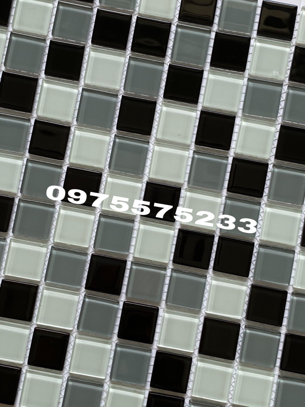 Gạch mosaic 30x30 vỉ thủy tinh giá rẻ