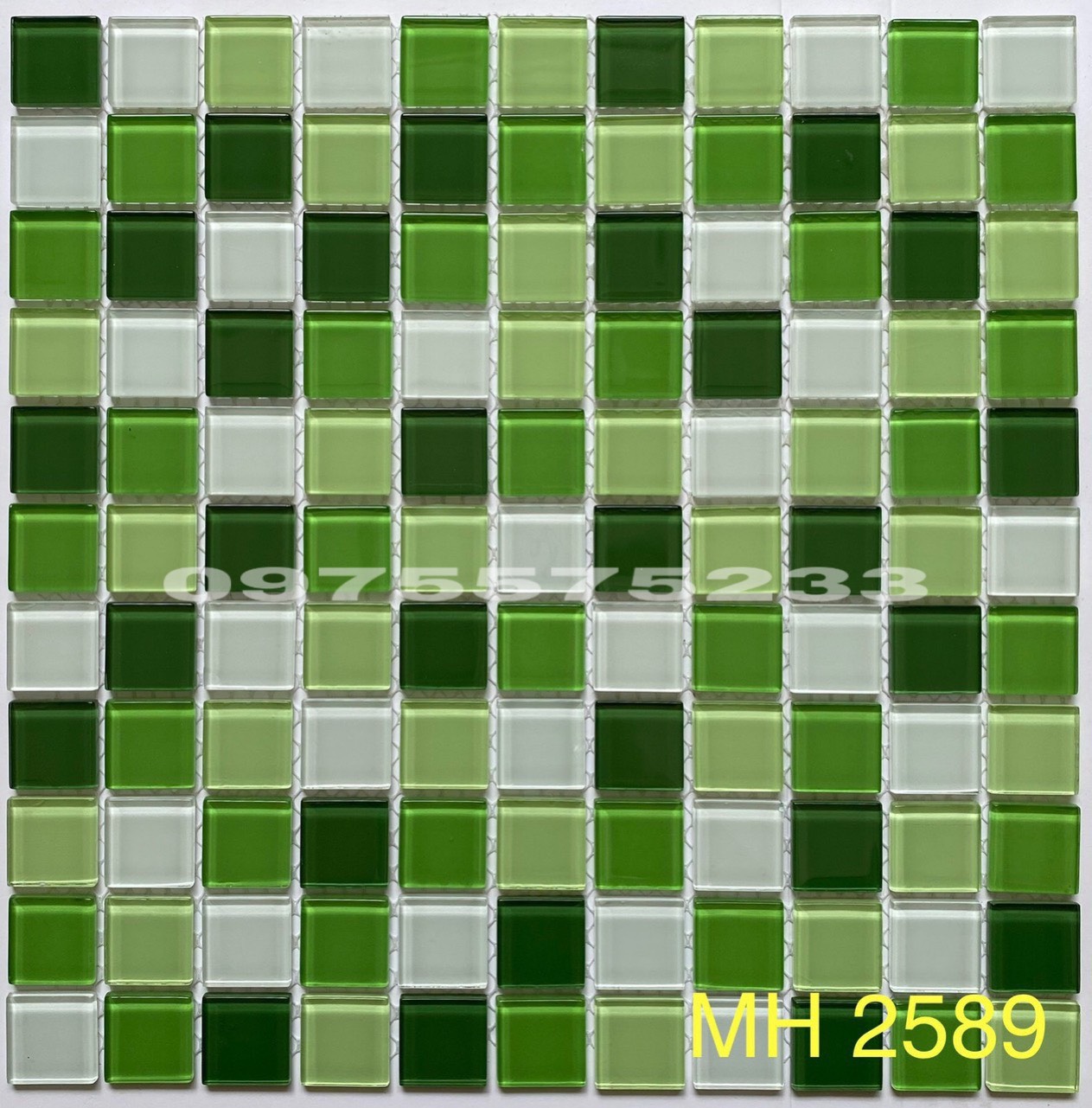 Gạch mosaic 30x30 thủy tinh màu xanh trắng