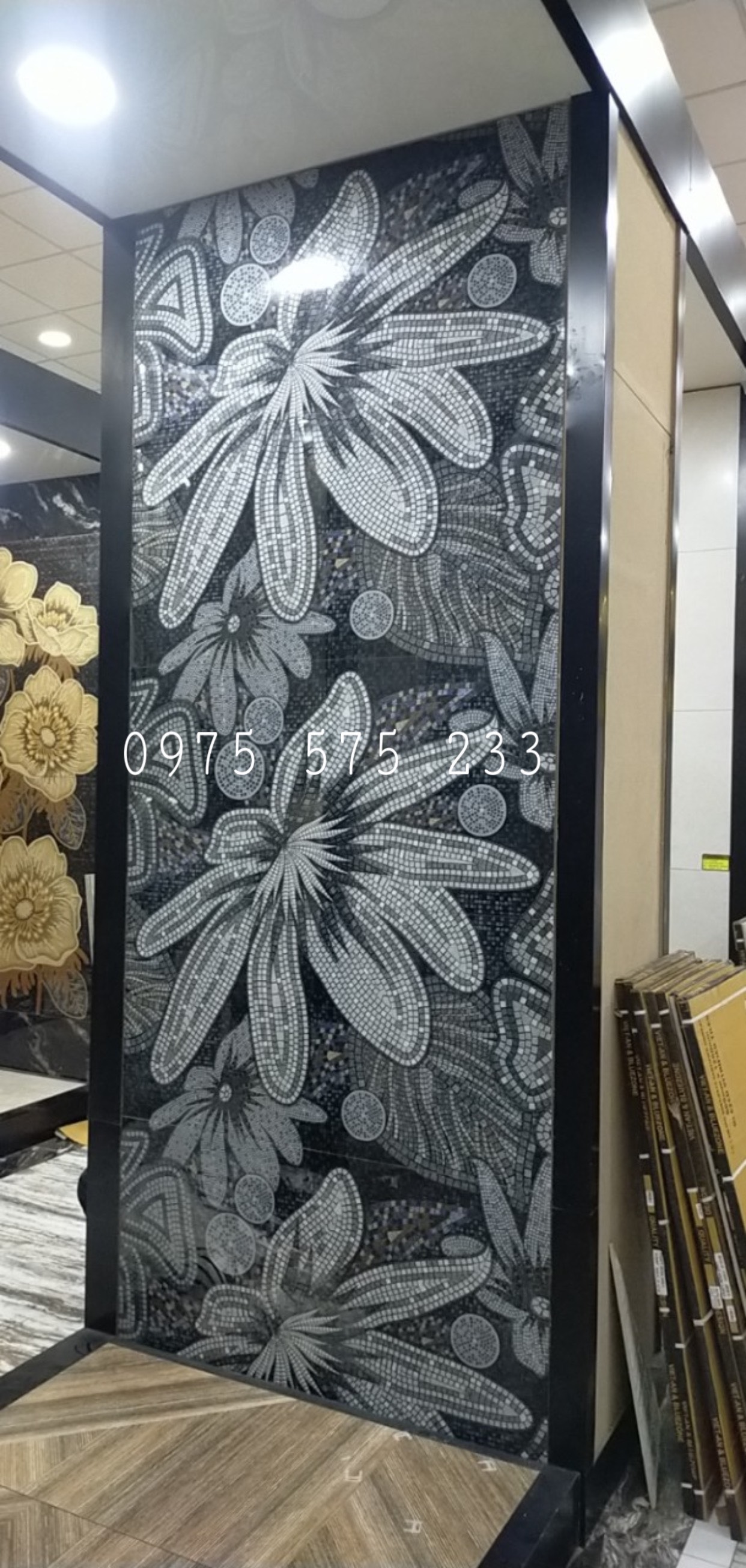 Gạch ốp lát ấn độ 60x120 trang trí điểm nhấn bông hoa đẹp